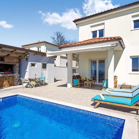 Holiday home Awesome In With Outdoor Swimming Pool *